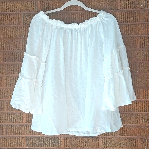 blue buttercup Tops - Never Worn White Cotton blouse with bell sleeves.  Sz Large